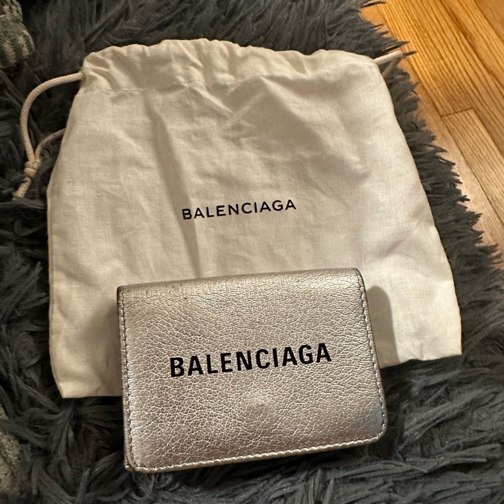 EUC Silver Balenciaga Wallet - Picture 1 of 11